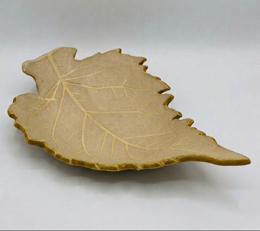Butterfly Puddler - Cup Plant Leaf in Goldenrod Shino