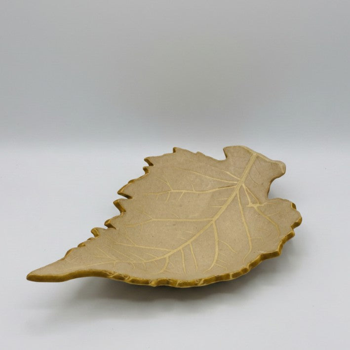 Butterfly Puddler - Cup Plant Leaf in Goldenrod Shino