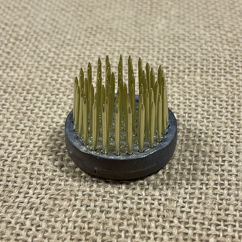 Flower frog up close