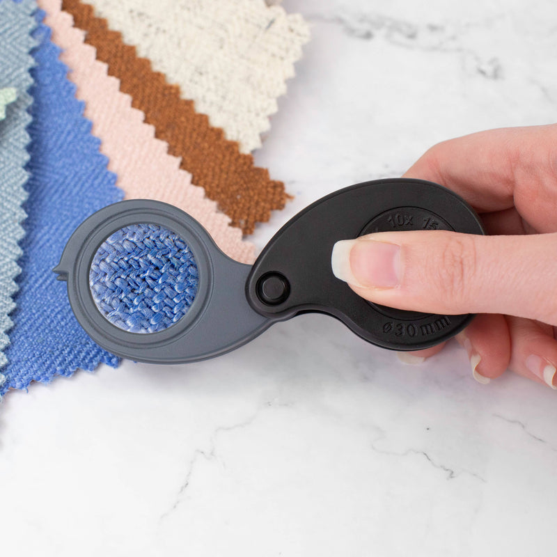 Folding Loupe Magnifying Glass With Built-In Case - 5x/10x/15x 
