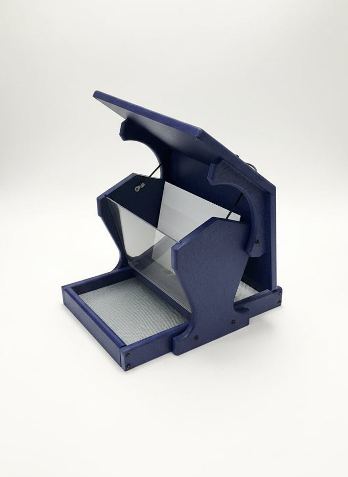 Oasis Recycled Bird Feeder