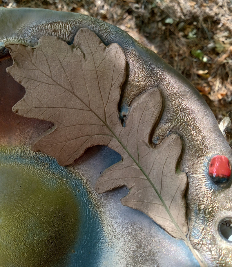 Hanging Bird Bath - Bur Oak Leaf