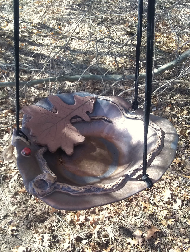 Hanging Bird Bath - Bur Oak Leaf