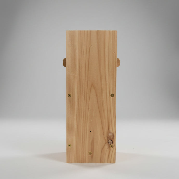 Bluebird Nesting Box - Cedar
pre-drilled holes for easier mounting on back of birdhouse