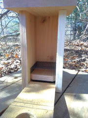 Cedar Bluebird House with Polywood Predator Guard - Interior