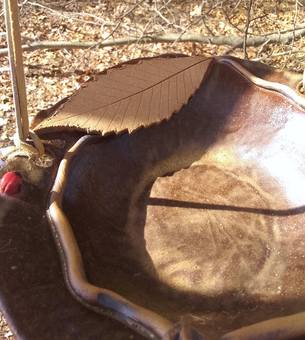 Hanging Bird Bath - American Chestnut Leaf Bowl - leaf details