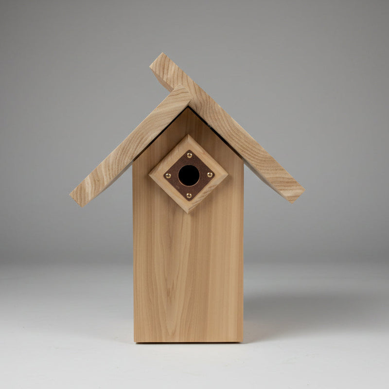 Chickadee/Wren Nest Box with Peaked Roof - Western Redcedar