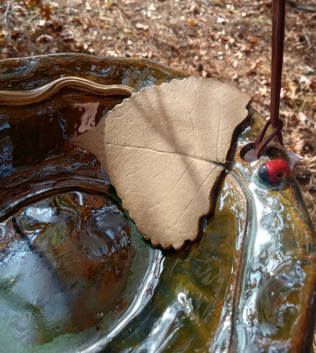 Hanging Bird Bath -Eastern Cottonwood Leaf Bowl - closeup of leaf detail