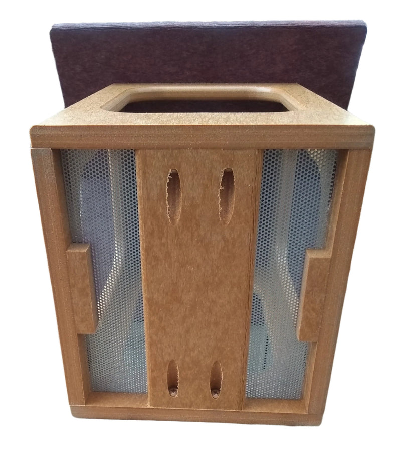 Gazebo Tan with Cherrywood Roof - bottom of feeder