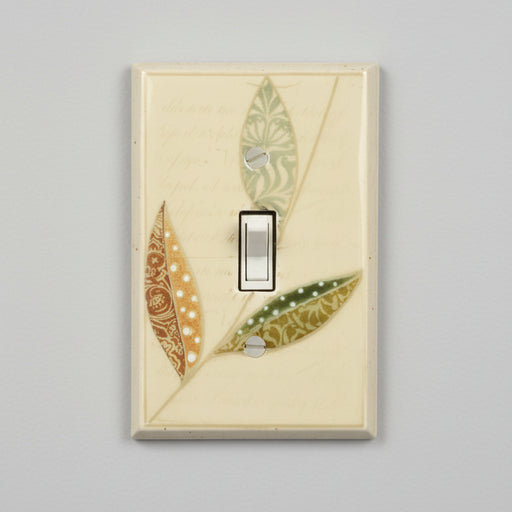 Single Light Switch in Leaf Collage pattern