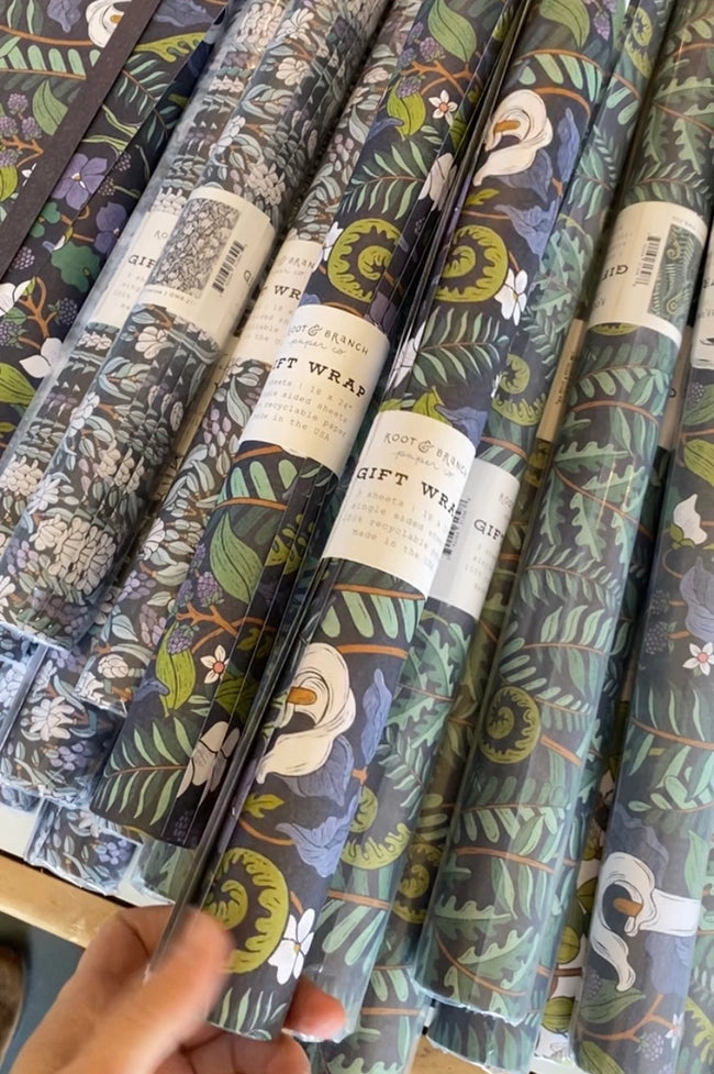 Woodland Bramble Gift Wrap
rolls of 3 sheets