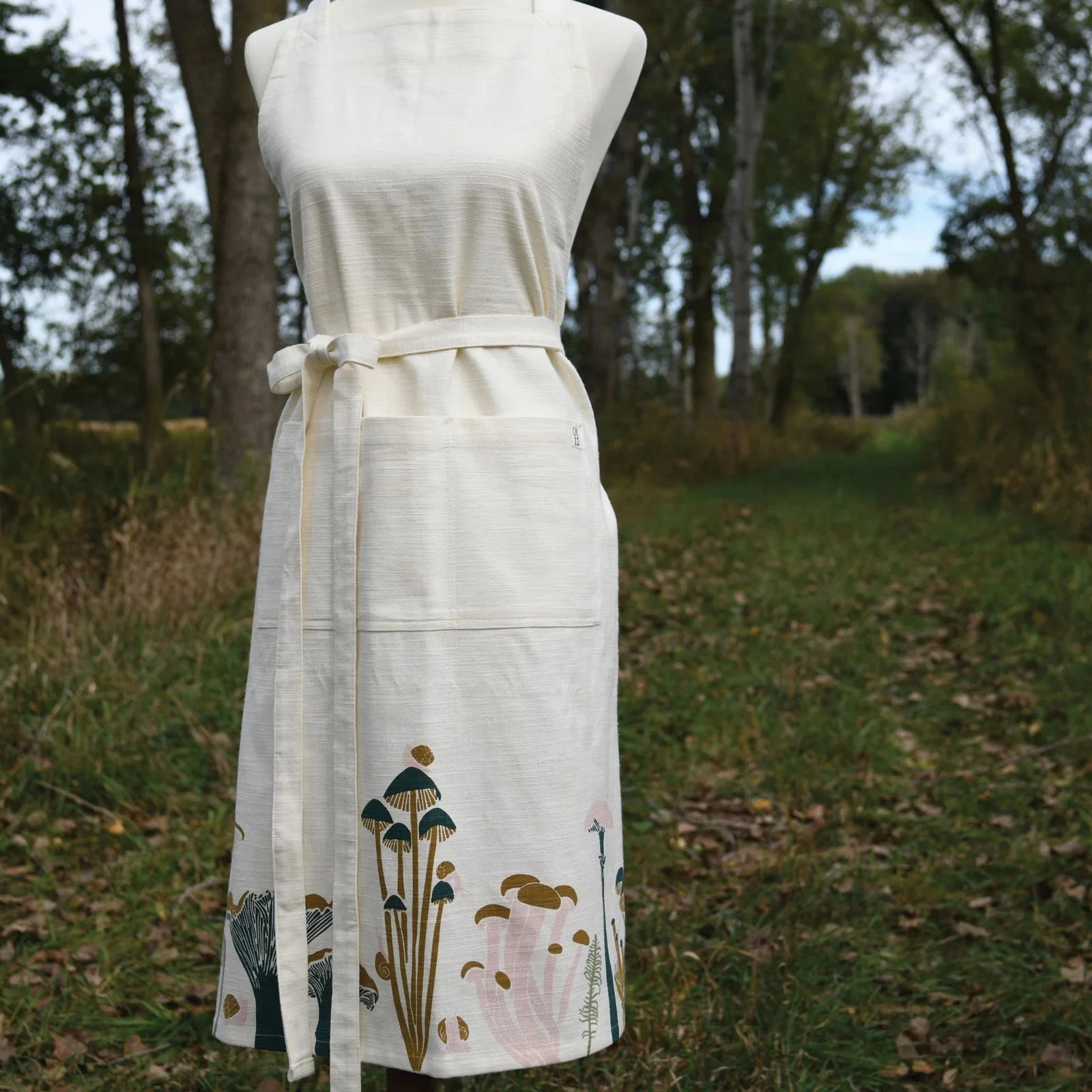 June & December Mushrooms Apron - Thumbnail 4