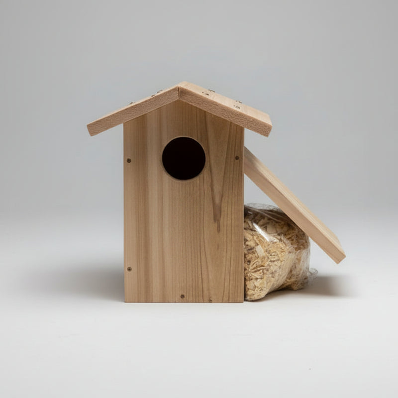 Screech Owl House with Side Cleanout
with nesting material included
