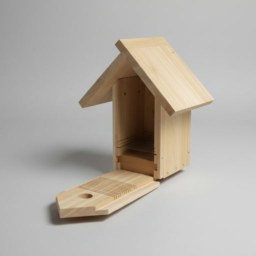 Bluebird Nest Box with Peaked Roof - Western Red cedar