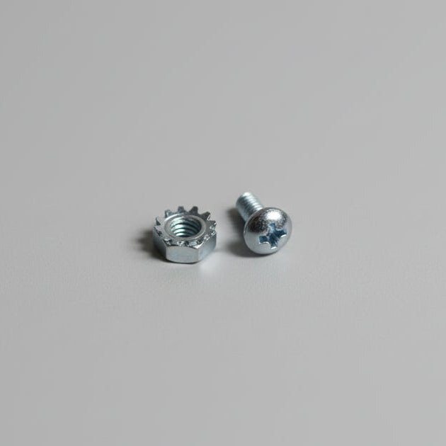 1 screw and 1 nut replacement for the cylinder seed cake holder base.