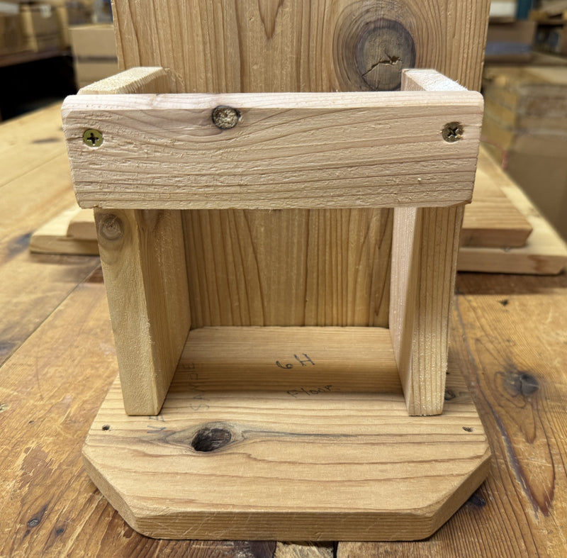 Screech Owl or Kestrel House
view of perch on the interior of nesting box