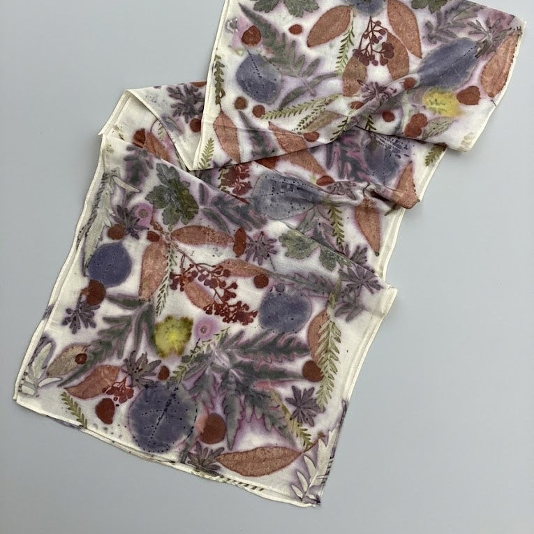 Silk Crepe Scarf
Lac soft