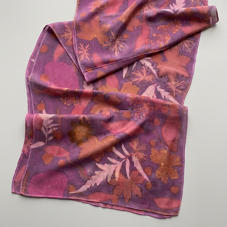 Silk Crepe Scarf
Lac bright