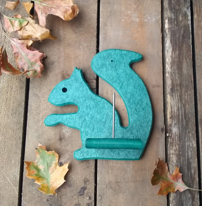 Mr. Squirrel Recycled Feeder - green
