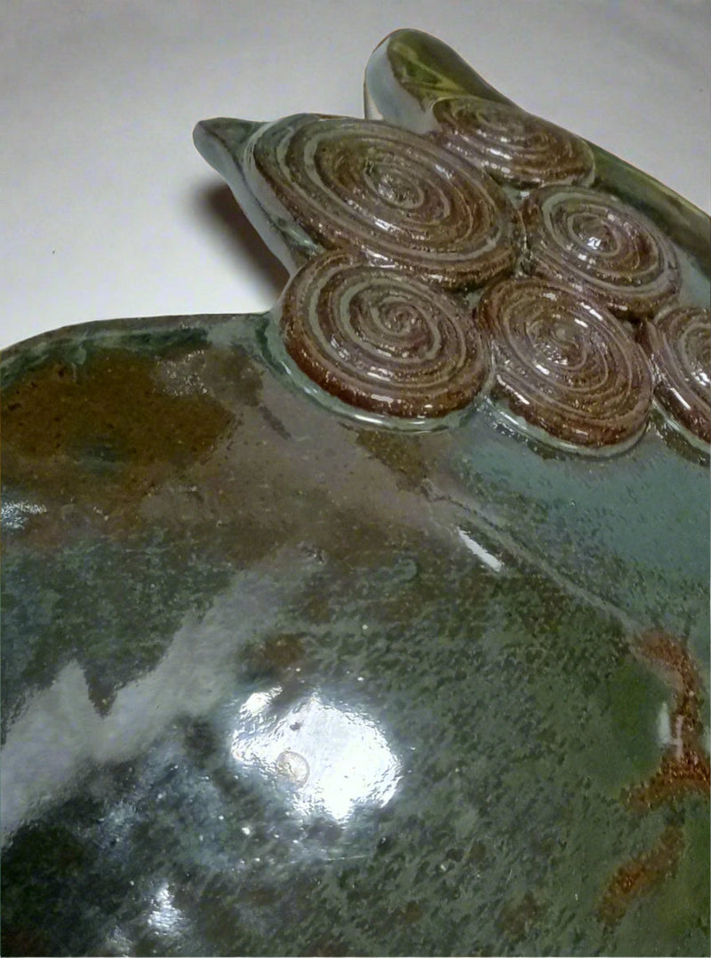 Butterfly Puddler - Sunflower Leaf with Vert Lustre Glaze