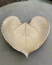 Butterfly Puddler - Sunflower Leaf with Goldenrod Shino Glaze
Large size