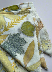 Table Runner and 4 Napkins - Warm Tones - closeup