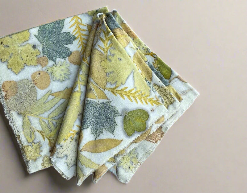 Table Runner and 4 Napkins - Warm Tones