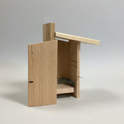 Ultimate Bluebird House with Metal Portal
Cleanout side