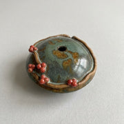 Pillow Vase - Common Winterberry
single hole vase