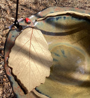 Hanging Bird Bath - Common Witch Hazel
details