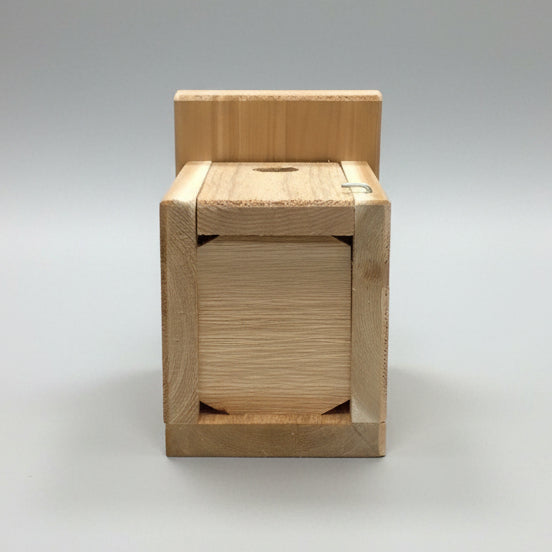 Chickadee/Wren Nesting Box - Cedar
base with  corner drainage