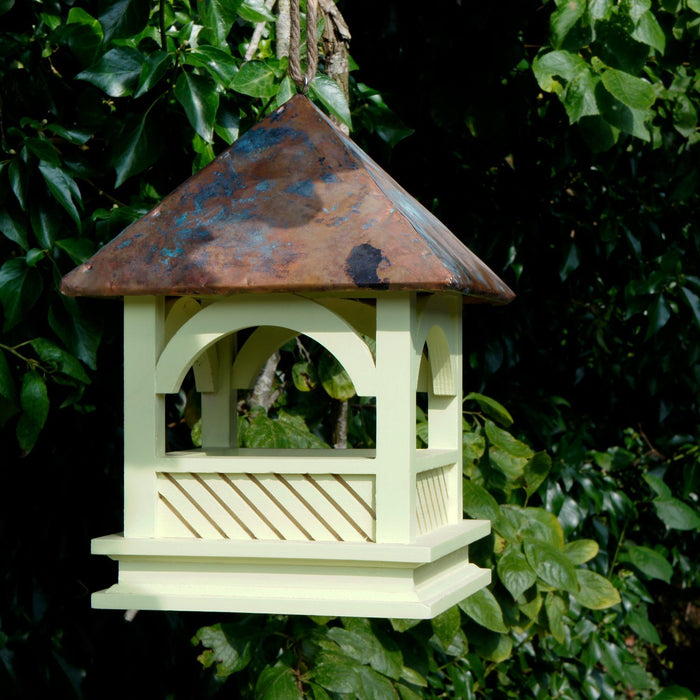 Bempton Hanging Bird feeder