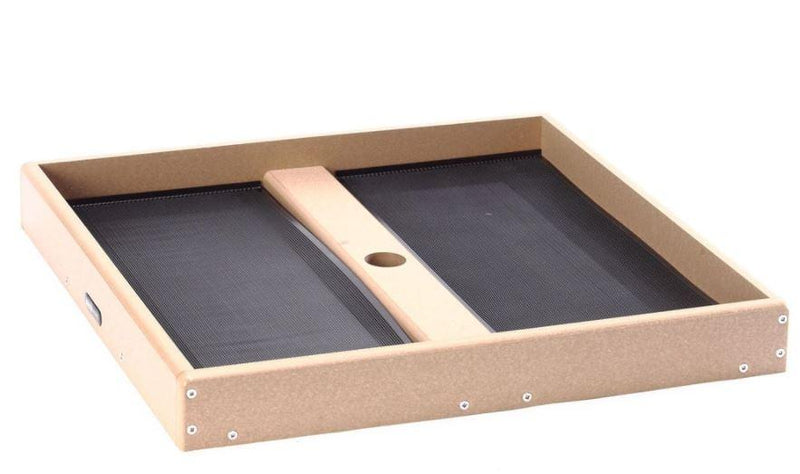 Pole Mounted Recycled tray feeder with roof - tray view