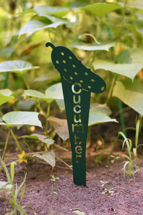 Cucumber metal garden stake