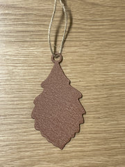 Swamp White Oak Leaf Ornament in copper wrinkle