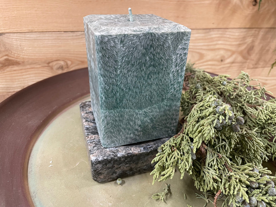 cove granite soap dish in gray pink color with pillar candle