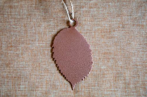 elm leaf ornament