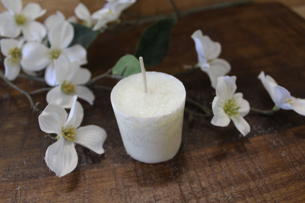 Palm Wax Round Votive Candle in white unscented