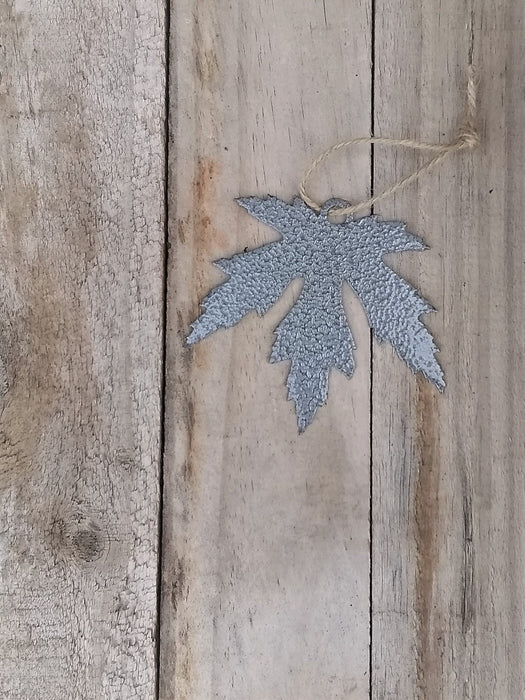 Silver Maple #1 Leaf Ornament - Glossy Silver Vein