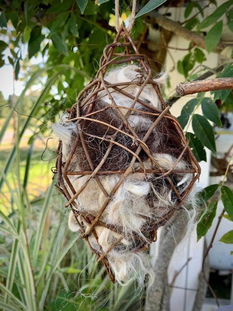 Alpaca Nester Diamond Balls