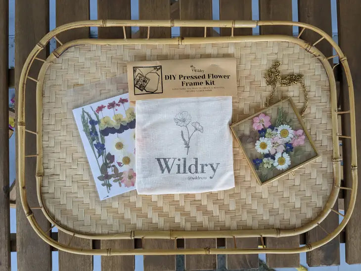 DIY Pressed Flower Frame Kit – Cottle and Gunn