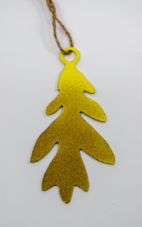 fall color white oak ornament