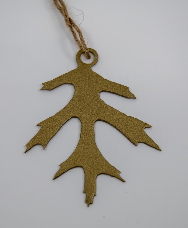Black Oak Leaf Ornament - Thumbnail 2