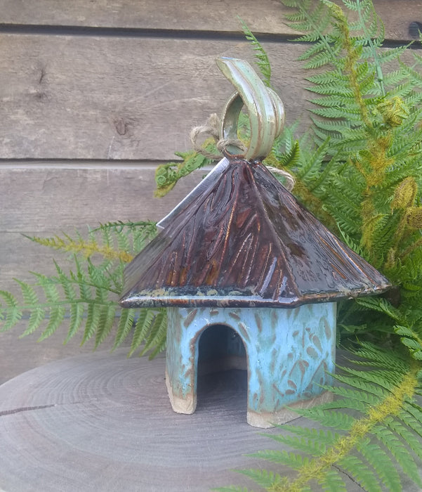 Toad House with Dragonfly Dance Design - Arctic Blue - Small