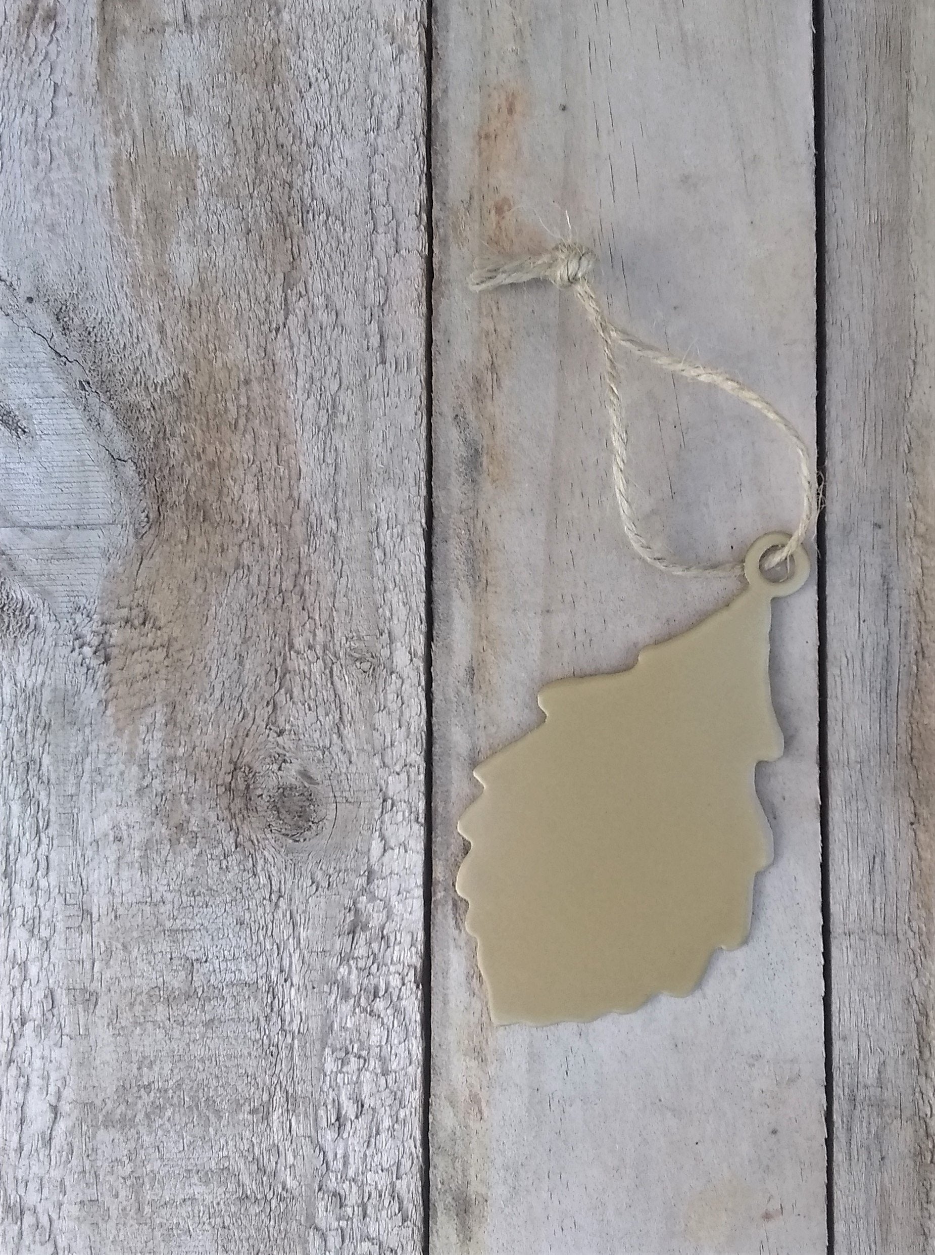 Swamp White Oak Leaf Ornament - Thumbnail 2